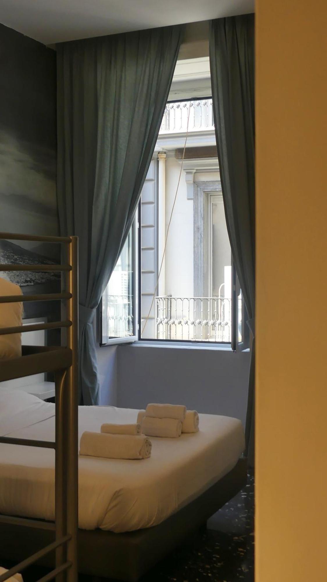 Beverello Rooms Napoli Ngoại thất bức ảnh